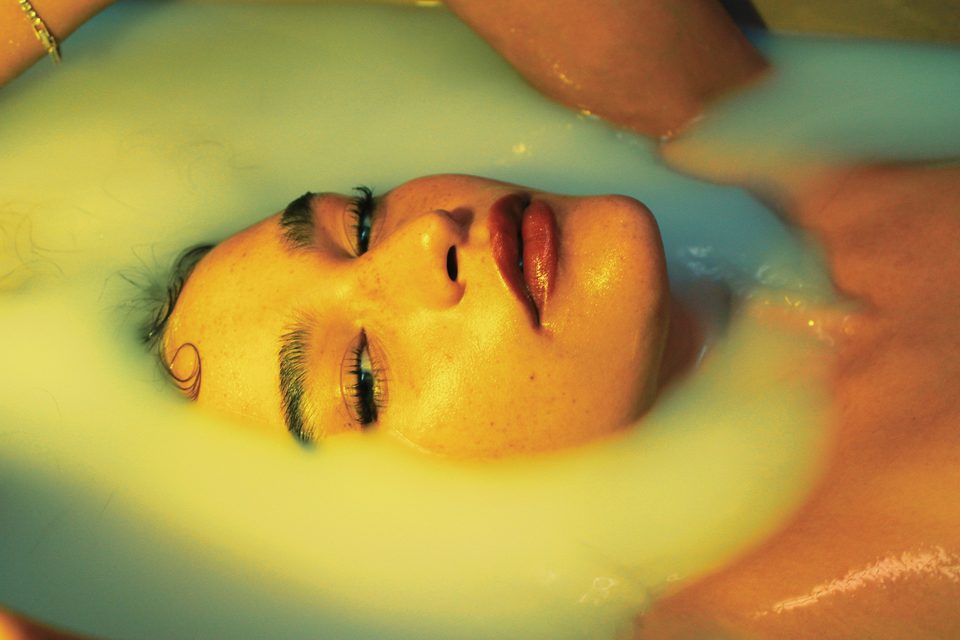 Milk bath photo by Gabriela Mendez